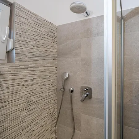 Vista Mare 1 With Heated Pool Apartment Sveti Filip i Jakov