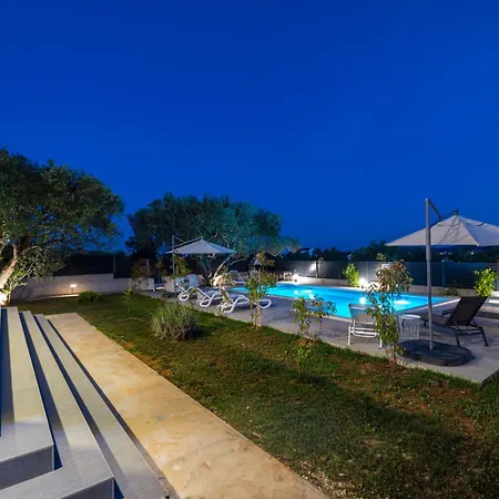 Apartment Vista Mare 1 With Heated Pool *