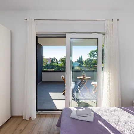 Vista Mare 1 With Heated Pool