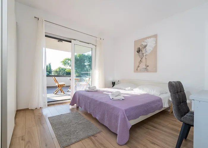Apartment Vista Mare 1 With Heated Pool *