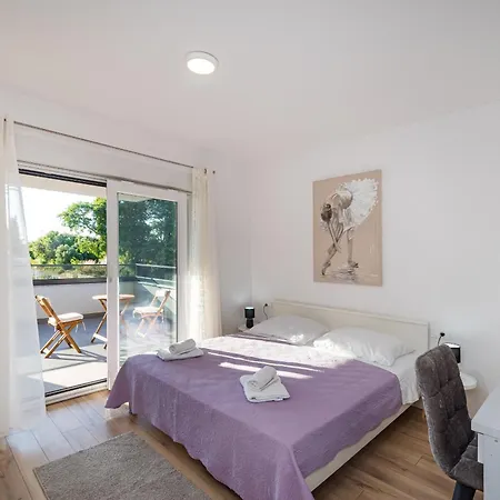 Vista Mare 1 With Heated Pool Appartement