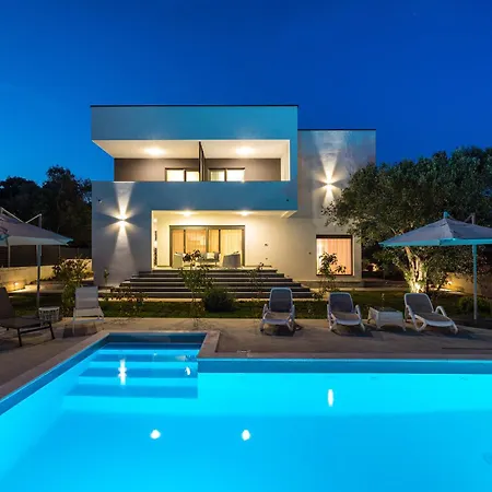 Vista Mare 1 With Heated Pool * Свети-Филип-и-Яков